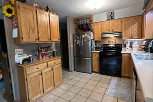 812 8th St NW, Little Falls, MN 56345 - Photo 4