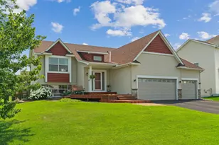 9477 Dunes Ln, Cottage Grove, MN 55016 - Photo 2