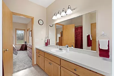 23352 Isanti Street NE, Bethel, MN 55005 - Photo 10