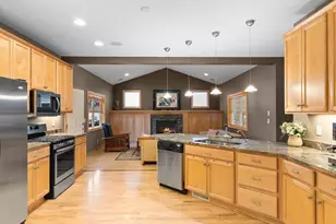 4112 Regent Ave N, Robbinsdale, MN 55422 - Photo 8