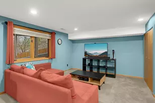 2577 Spirit Dr E, North Saint Paul, MN 55109 - Photo 38
