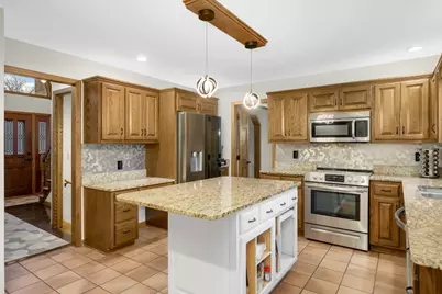 2577 Spirit Drive E, North Saint Paul, MN 55109 - Photo 2
