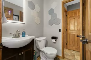 2577 Spirit Dr E, North Saint Paul, MN 55109 - Photo 20