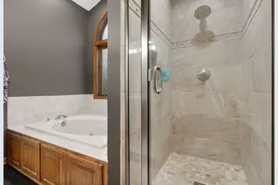 2577 Spirit Drive E, North Saint Paul, MN 55109 - Photo 30