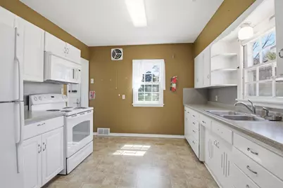 405 Willmar Avenue SW, Willmar, MN 56201 - Photo 6