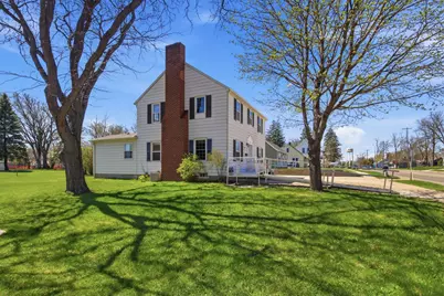 405 Willmar Avenue SW, Willmar, MN 56201 - Photo 1