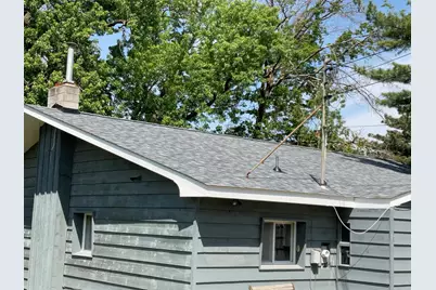 687 4th Avenue NW, New Brighton, MN 55112 - Photo 4
