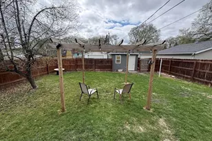 1518 Broadway N, Fargo, ND 58102 - Photo 2