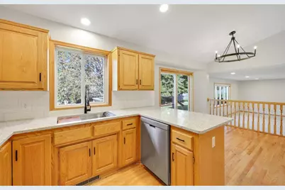 3473 Sunbury Drive, Woodbury, MN 55125 - Photo 8