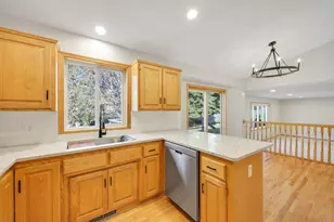 3473 Sunbury Dr, Woodbury, MN 55125 - Photo 8
