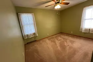 1611 4th Ave SE, Austin, MN 55912 - Photo 12