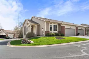 1396 Summit Shores Dr, Burnsville, MN 55306 - Photo 6