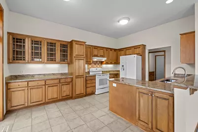 1396 Summit Shores Drive, Burnsville, MN 55306 - Photo 8