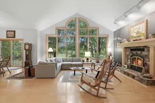 481 Sleepy Hollow Dr, Roberts, WI 54023 - Photo 8