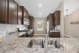 18192 Hartlin Ave, Lakeville, MN 55044 - Photo 20