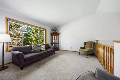 16105 Inglewood Drive, Lakeville, MN 55044 - Photo 2