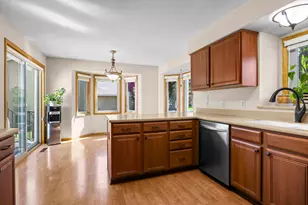 16105 Inglewood Dr, Lakeville, MN 55044 - Photo 8