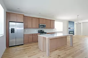 8652 Kenyon Ct NE, Blaine, MN 55449 - Photo 8