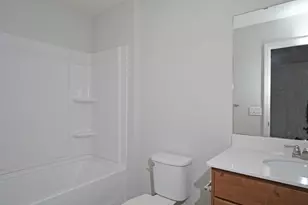 8652 Kenyon Ct NE, Blaine, MN 55449 - Photo 16