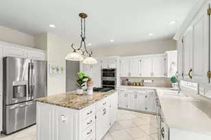 6459 Pinnacle Dr, Eden Prairie, MN 55346 - Photo 16
