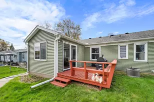 1675 Iowa Ave E, Saint Paul, MN 55106 - Photo 38