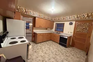17 Ash Blvd, Babbitt, MN 55706 - Photo 2
