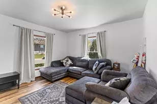 105 1st St S, Elysian, MN 56028 - Photo 8