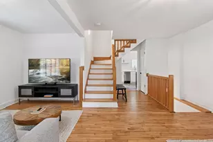 129 Chicago Ave N, Wayzata, MN 55391 - Photo 4