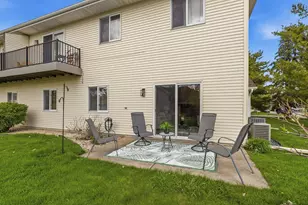 3295 Greenbrier St, Vadnais Heights, MN 55127 - Photo 26