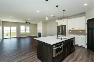 158 Sandstone Dr NW, Eyota, MN 55934 - Photo 4