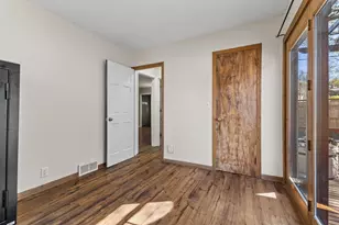 1988 Memory Ln, North Saint Paul, MN 55109 - Photo 16