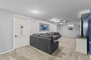 1988 Memory Ln, North Saint Paul, MN 55109 - Photo 26