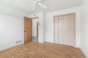 4441 Hillvale Ave N, Oakdale, MN 55128 - Photo 30