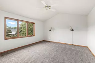 4441 Hillvale Ave N, Oakdale, MN 55128 - Photo 22