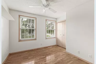 4441 Hillvale Avenue N, Oakdale, MN 55128 - Photo 26