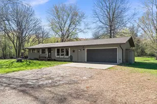 847 140th Ave, New Richmond, WI 54017 - Photo 2