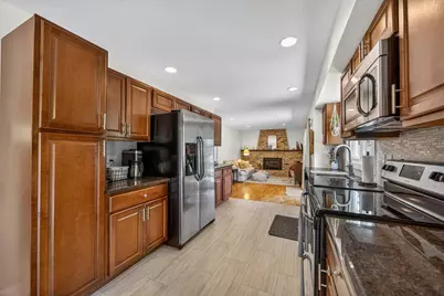 7270 Timber Lane N, Maple Grove, MN 55369 - Photo 6