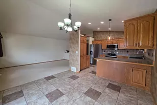 6212 13th St N, Moorhead, MN 56560 - Photo 10