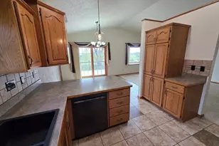 6212 13th St N, Moorhead, MN 56560 - Photo 12