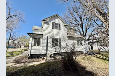 404 2nd Street S, Wahpeton,  58075 - Photo 34