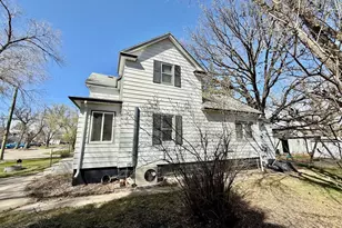 404 2nd St S, Wahpeton,  58075 - Photo 34