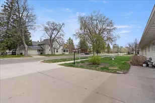 324 Juniper St, Brainerd, MN 56401 - Photo 46