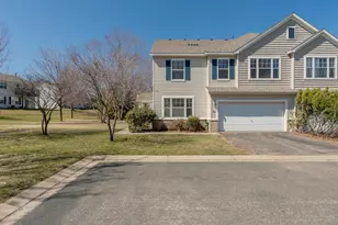 762 Princeton Ave, Shakopee, MN 55379 - Photo 2