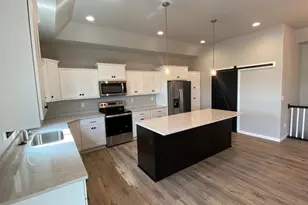 116 18th Street SE, Barnesville, MN 56514 - Photo 4