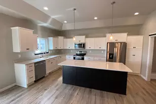 116 18th Street SE, Barnesville, MN 56514 - Photo 2