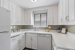 17901 Comstock Rd, Wayzata, MN 55391 - Photo 8