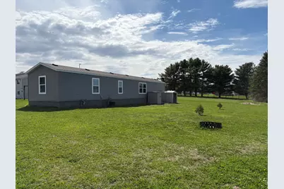 409 N Silver Street, Wykoff, MN 55990 - Photo 2