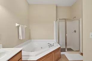 10001 Colorado Ln N, Brooklyn Park, MN 55445 - Photo 8
