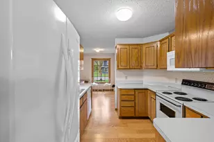6512 Upper 23rd St N, Oakdale, MN 55128 - Photo 16