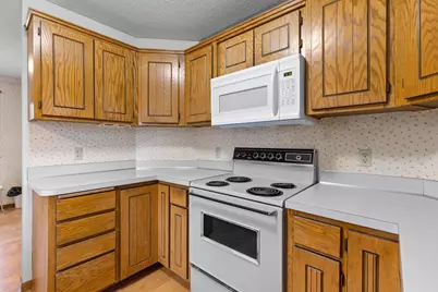 6512 Upper 23rd Street N, Oakdale, MN 55128 - Photo 14